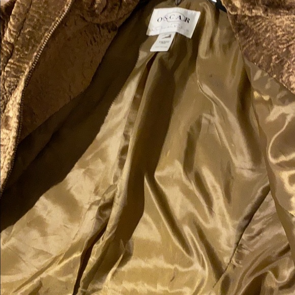 COPY - AUNTHETICS Oscar De La Renta Faux Fur Jacket - Picture 3 of 3